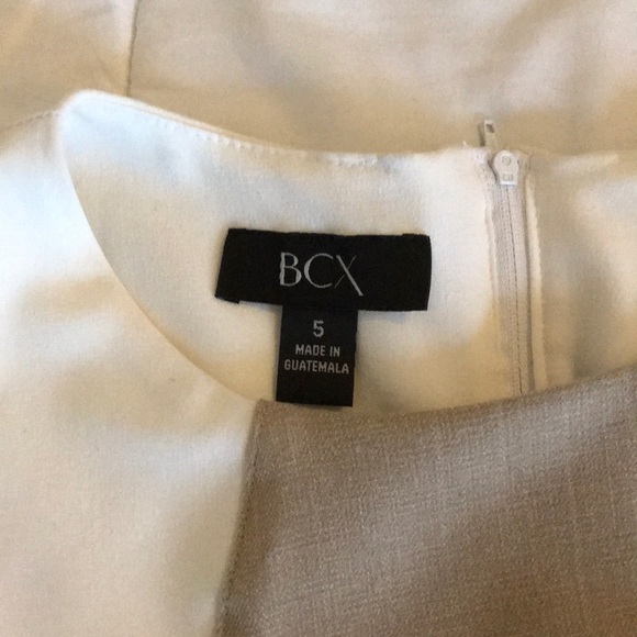 Dress - Picture 3 of 4